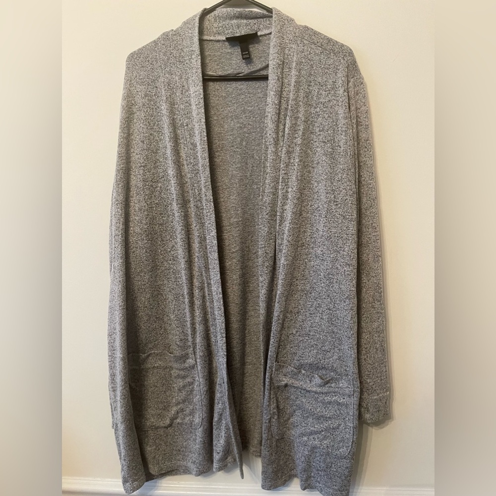 Plus Size Gray Lane Bryant Open Front Cardigan with Pockets